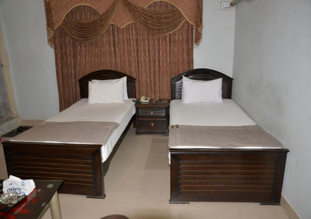 Step Inn Hotel Sukkur المظهر الخارجي الصورة